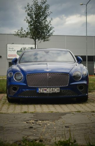 Bentley Bentayga Azure