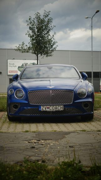 Bentley Bentayga Azure